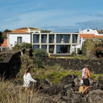 Život v kostce. Casa Rocha se vymyká konvencím. Je to špatně? Foto: Ivo Tavares Studio