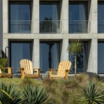 Život v kostce. Casa Rocha se vymyká konvencím. Je to špatně? Foto: Ivo Tavares Studio