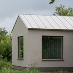 Domeček z Haverdalu. Příjemná rodinná vilka, která se mile snaží být nenápadná. Foto: Anna Kristinsdottir