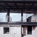 K neuvěření. Dům bez konce je lekcí v umění pomalé rekonstrukce. Foto: Janez Martini K neuvěření. Dům bez konce je lekcí v umění pomalé rekonstrukce. Foto: Janez Martini