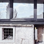 K neuvěření. Dům bez konce je lekcí v umění pomalé rekonstrukce. Foto: Janez Martini K neuvěření. Dům bez konce je lekcí v umění pomalé rekonstrukce. Foto: Janez Martini