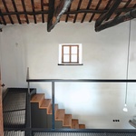 K neuvěření. Dům bez konce je lekcí v umění pomalé rekonstrukce. Foto: Janez Martini K neuvěření. Dům bez konce je lekcí v umění pomalé rekonstrukce. Foto: Janez Martini