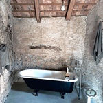 K neuvěření. Dům bez konce je lekcí v umění pomalé rekonstrukce. Foto: Janez Martini K neuvěření. Dům bez konce je lekcí v umění pomalé rekonstrukce. Foto: Janez Martini