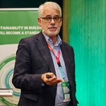 Sean Kidney na konferenci Šetrné budovy s podtitulem Klimaticky odolné stavby pro udržitelnou budoucnost. Foto: CZGBC