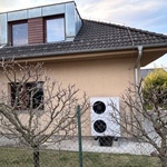 Venkovní jednotka tepelného čerpadla GeniaAir Protherm. Zdroj: Protherm