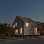 Kaskádový dům na hrázi. Novostavba, která se uměla usadit. Foto: MWA Hart Nibbrig