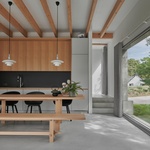 Kaskádový dům na hrázi. Novostavba, která se uměla usadit. Foto: MWA Hart Nibbrig