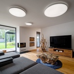 Oáza pro děti i dospělé: Moderní vila se zahradou a borovicovým lesem na dosah. Foto: Tomáš Dittrich/VEKRA Oáza pro děti i dospělé: Moderní vila se zahradou a borovicovým lesem na dosah. Foto: Tomáš Dittrich/VEKRA