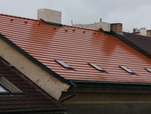 Pálené střešní tašky: tradiční krytina s&nbsp;dlouhou životností