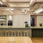 Lobby, recepce, bar. Foto: Chris Snook Lobby, recepce, bar. Foto: Chris Snook