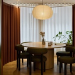 Lobby, recepce, bar. Foto: Chris Snook Lobby, recepce, bar. Foto: Chris Snook