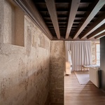 Moderní hotel zabalený do pláště paláce z 12. století. Foto: José Hevia