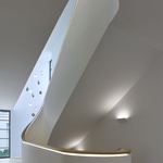 Soukromý interiér – propojený prostor: Vila Sarra, autor: Miloslav Vodička, AV architekti s.r.o., Foto: Filip Šlapal