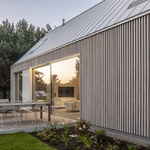 Zapomeňte na exotiku, architektura odpočinku leží v polských Mazurech. Foto: Jakub Certowicz https://www.jakubcertowicz.pl/ Zapomeňte na exotiku, architektura odpočinku leží v polských Mazurech. Foto: Jakub Certowicz https://www.jakubcertowicz.pl/