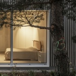 Zapomeňte na exotiku, architektura odpočinku leží v polských Mazurech. Foto: Jakub Certowicz https://www.jakubcertowicz.pl/ Zapomeňte na exotiku, architektura odpočinku leží v polských Mazurech. Foto: Jakub Certowicz https://www.jakubcertowicz.pl/