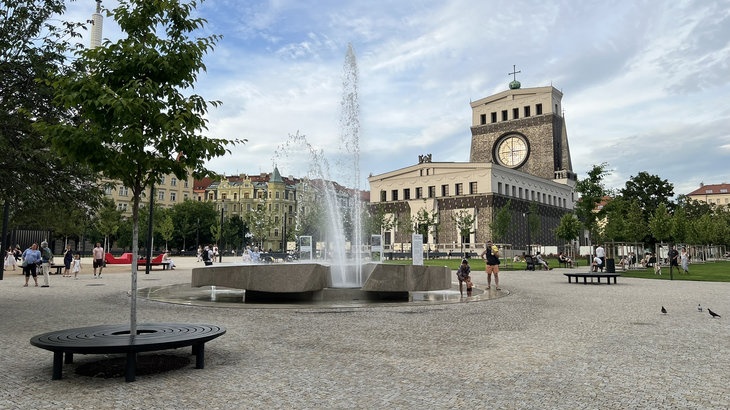 Zdroj: Ing. arch. Josef Matyska Zdroj: Ing. arch. Josef Matyska