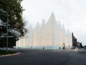 Vítězem Mies van der Rohe Award 2015 je stavba z Polska
