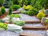 Zahradní schodiště je ideální volbou pro vaší zahradu.