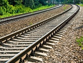 železniční trať koleje ilustrační foto