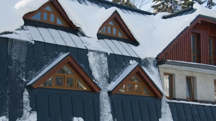 Lindab radí: pečlivá příprava střechy na zimu se vyplatí