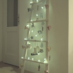 Netradiční vánoční stromek lze najít v každé domácnosti. A nemusí vás stát ani korunu, foto: Lucia Šedivá