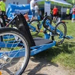 Lindab podporuje speciální projekt organizace Černí koně Vítr ve vlasech, jehož cílem je, aby každé handicapované dítě se zájmem o cyklistiku získalo své vlastní kolo na ruční pohon.