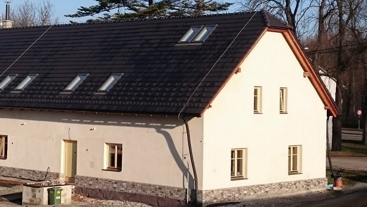 V rekonstruovaném objektu v Ostravě-Kunčičkách vzniklo zázemí pro setkávání pěstounských rodin, osvětu pěstounství