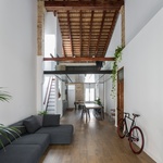 Nové loftové bydlení umí ukázat kvality staré řemeslné práce Foto: AMBAU TALLER D’ARQUITECTES
