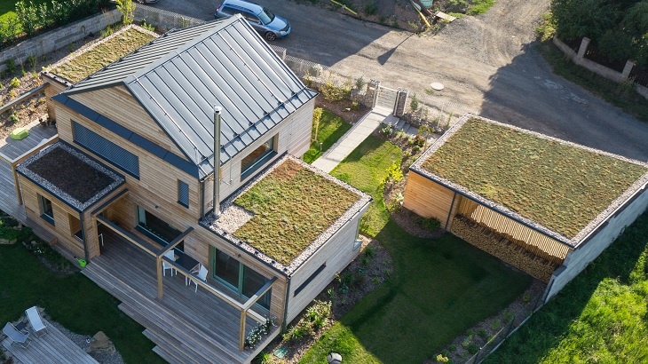 Zelená střecha překvapí vzhledem, funkčností i praktičností