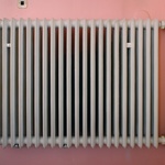 Obývací pokoj - litinový radiator