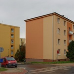  Bytové domy v Praze - Radotíně po tepelně technické sanaci včetně nové kotelny a vyřešení radonového rizika v některých nejvíce zatížených bytech.